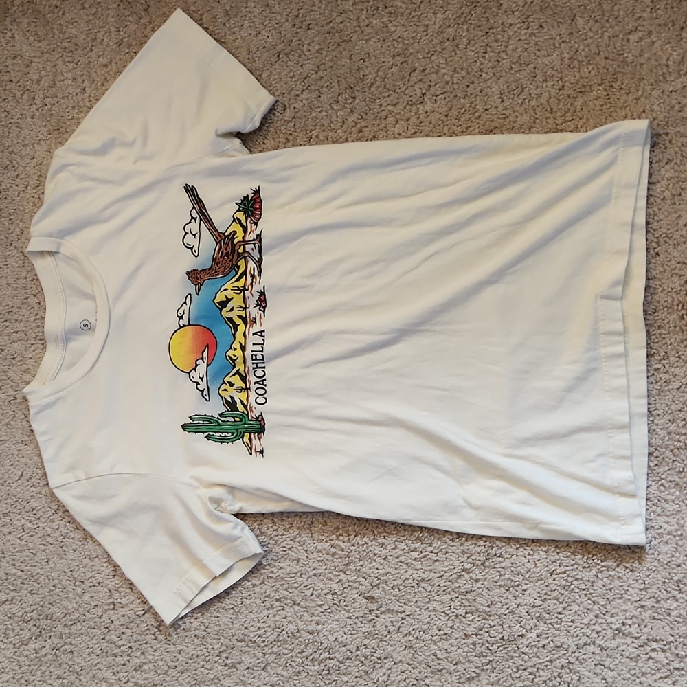 Coachella Shirt 2018 - Small
